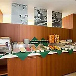 Vienna Hotel